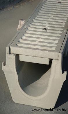 Duraslope with Plastic Slotted Grate pr